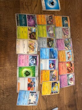 Mixed Pokémon TCG Card Lot - Colorful Assortment 50 cards-F